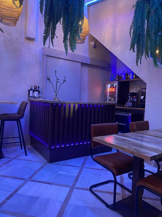 La Posada Del Limonero Fuentes de Andalucia Bagian luar foto